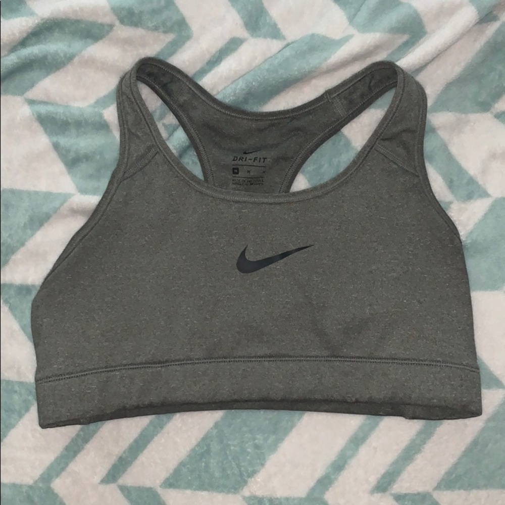nike dri fit sports bra